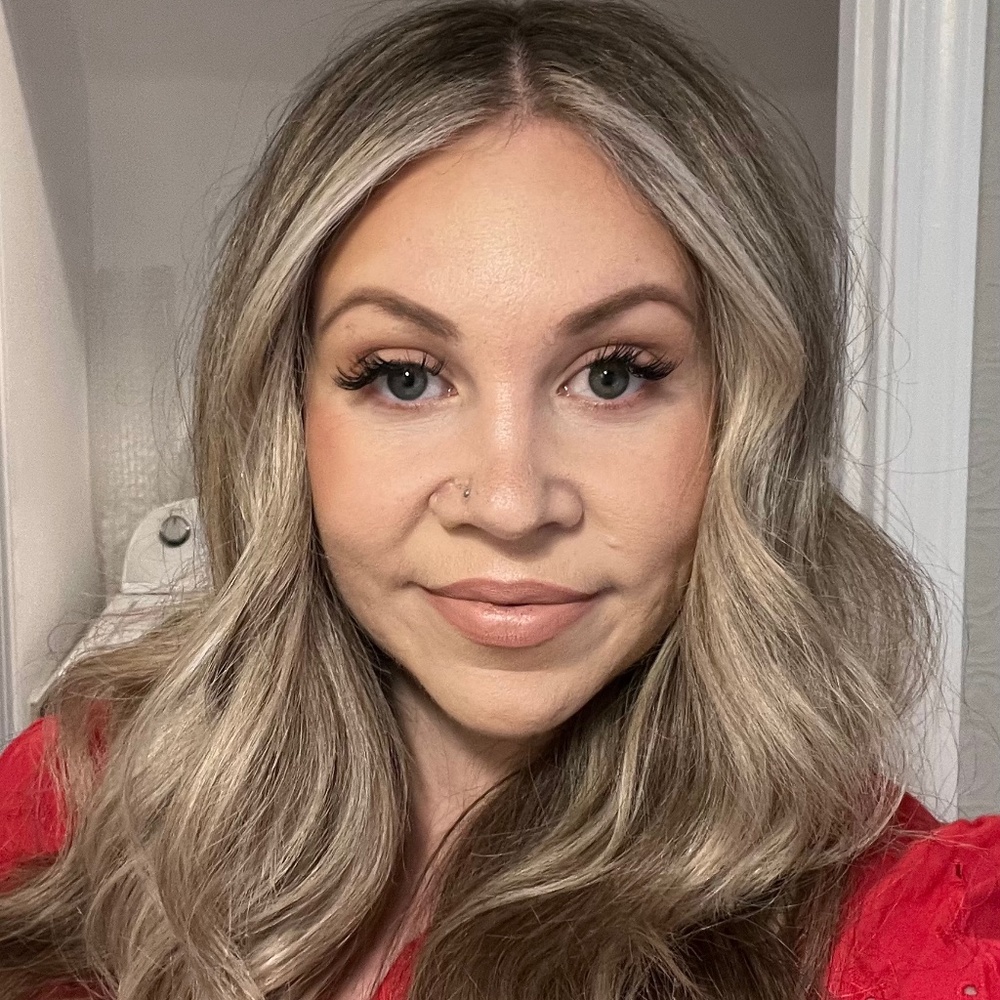 Meet your Posher, Amanda